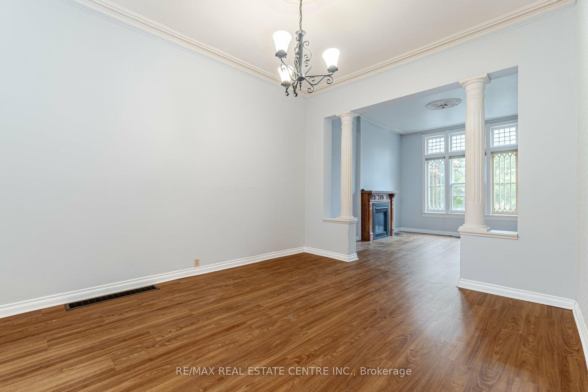 Photo 10 of Unit Lower, 267 Aberdeen Avenue, Hamilton, Kirkendall — HOMEH