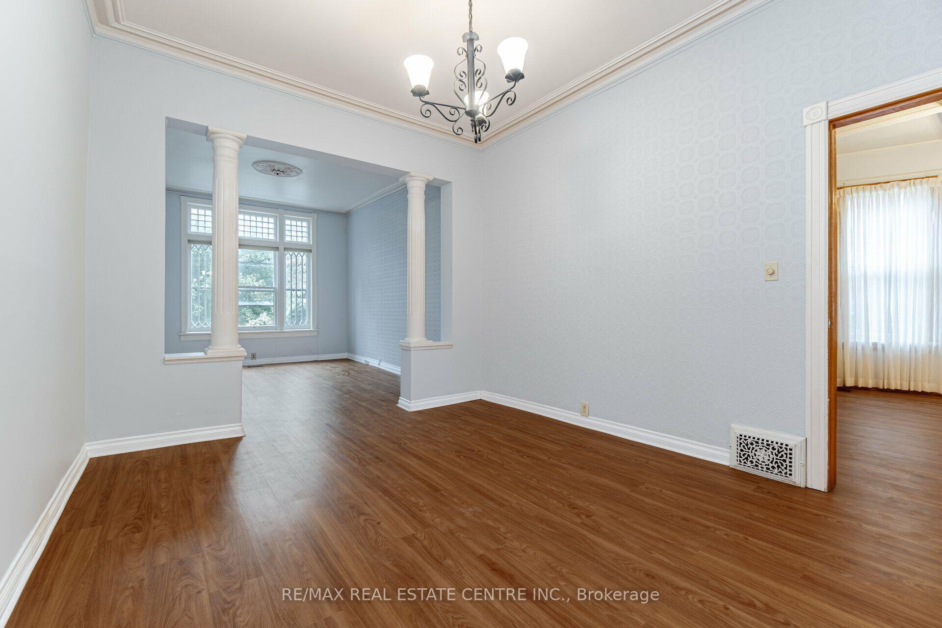 Photo 12 of Unit Lower, 267 Aberdeen Avenue, Hamilton, Kirkendall — HOMEH
