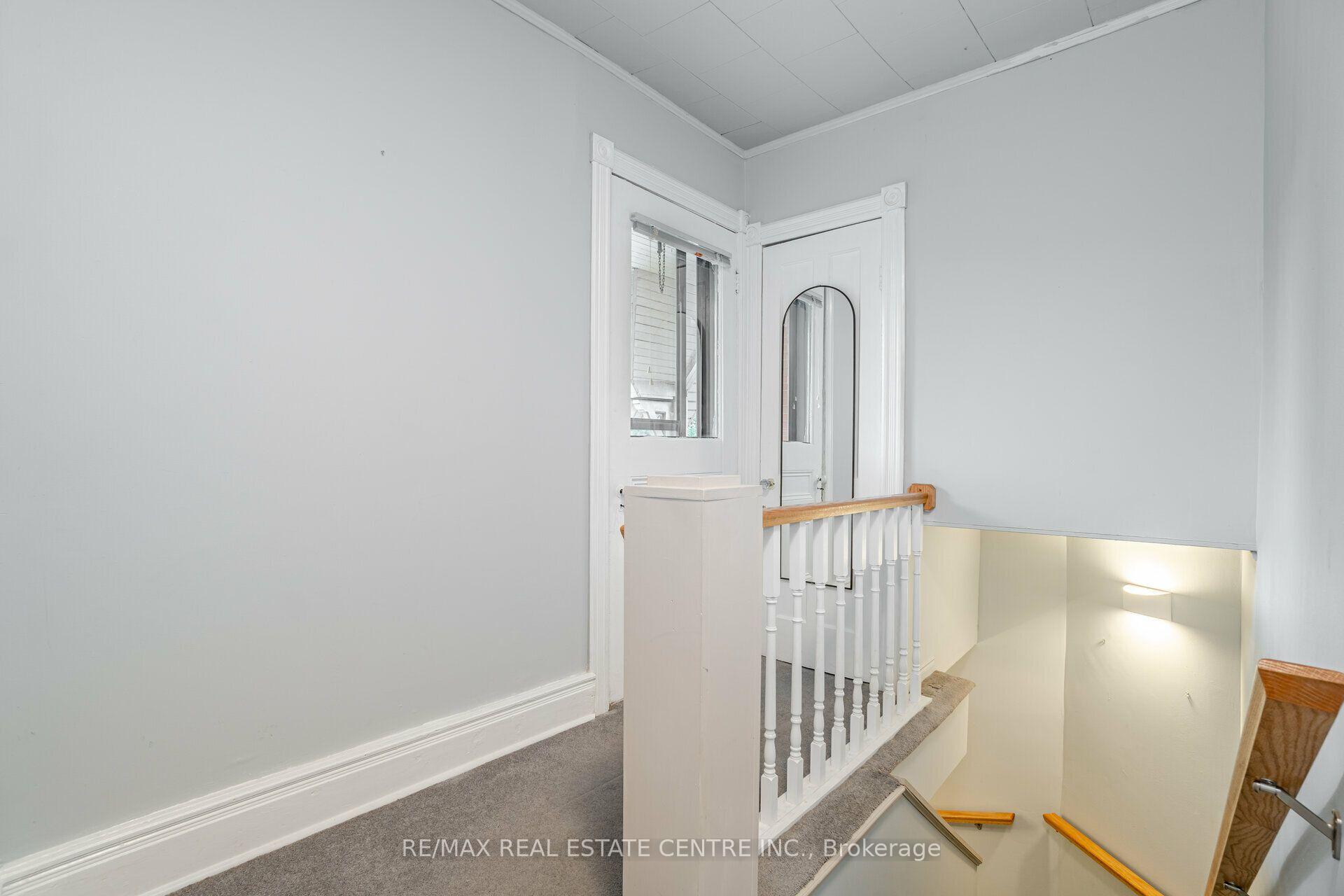 Photo 22 of Unit Lower, 267 Aberdeen Avenue, Hamilton, Kirkendall — HOMEH