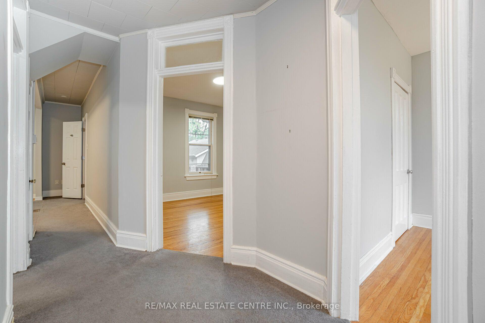 Photo 23 of Unit Lower, 267 Aberdeen Avenue, Hamilton, Kirkendall — HOMEH