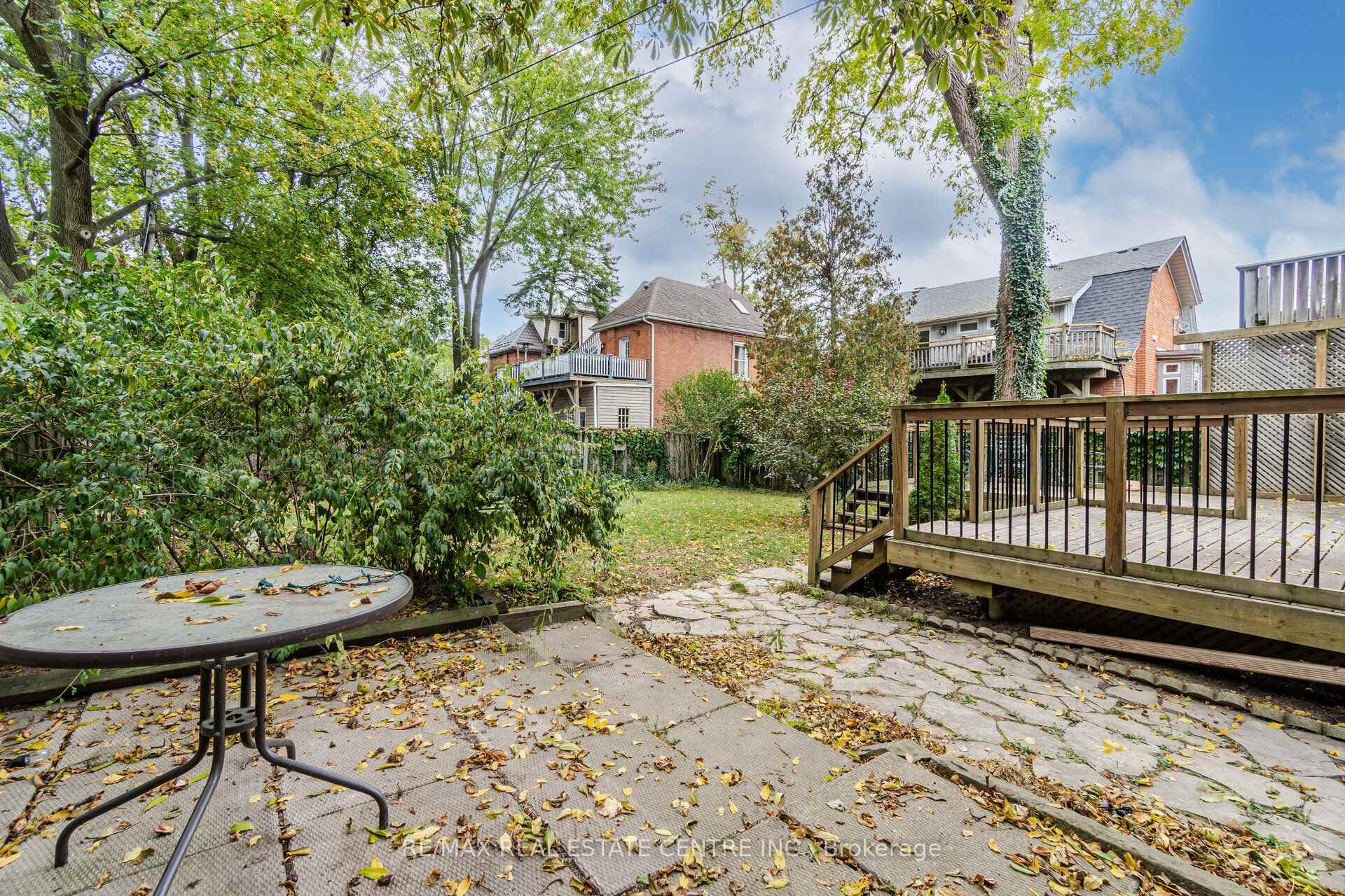 Photo 39 of Unit Lower, 267 Aberdeen Avenue, Hamilton, Kirkendall — HOMEH