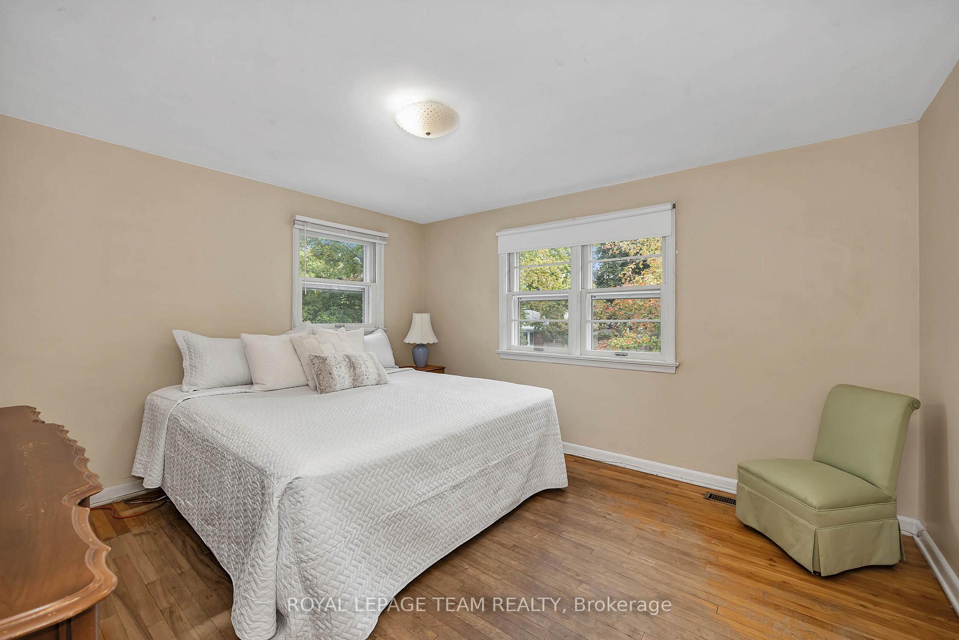 Photo 10 of 2183 Belair Drive, Ottawa, Bel Air Park — HOMEH