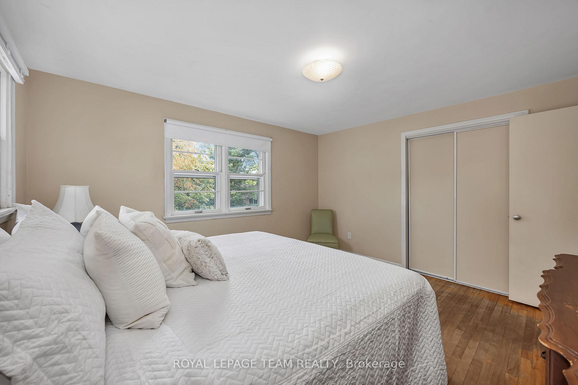 Photo 11 of 2183 Belair Drive, Ottawa, Bel Air Park — HOMEH