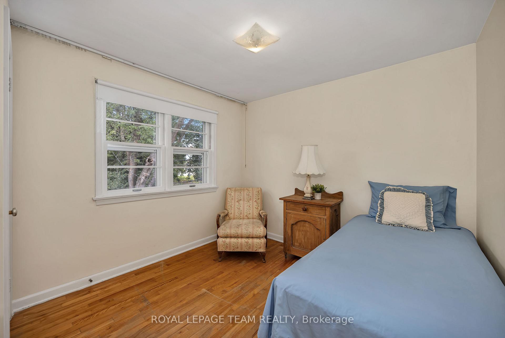 Photo 13 of 2183 Belair Drive, Ottawa, Bel Air Park — HOMEH