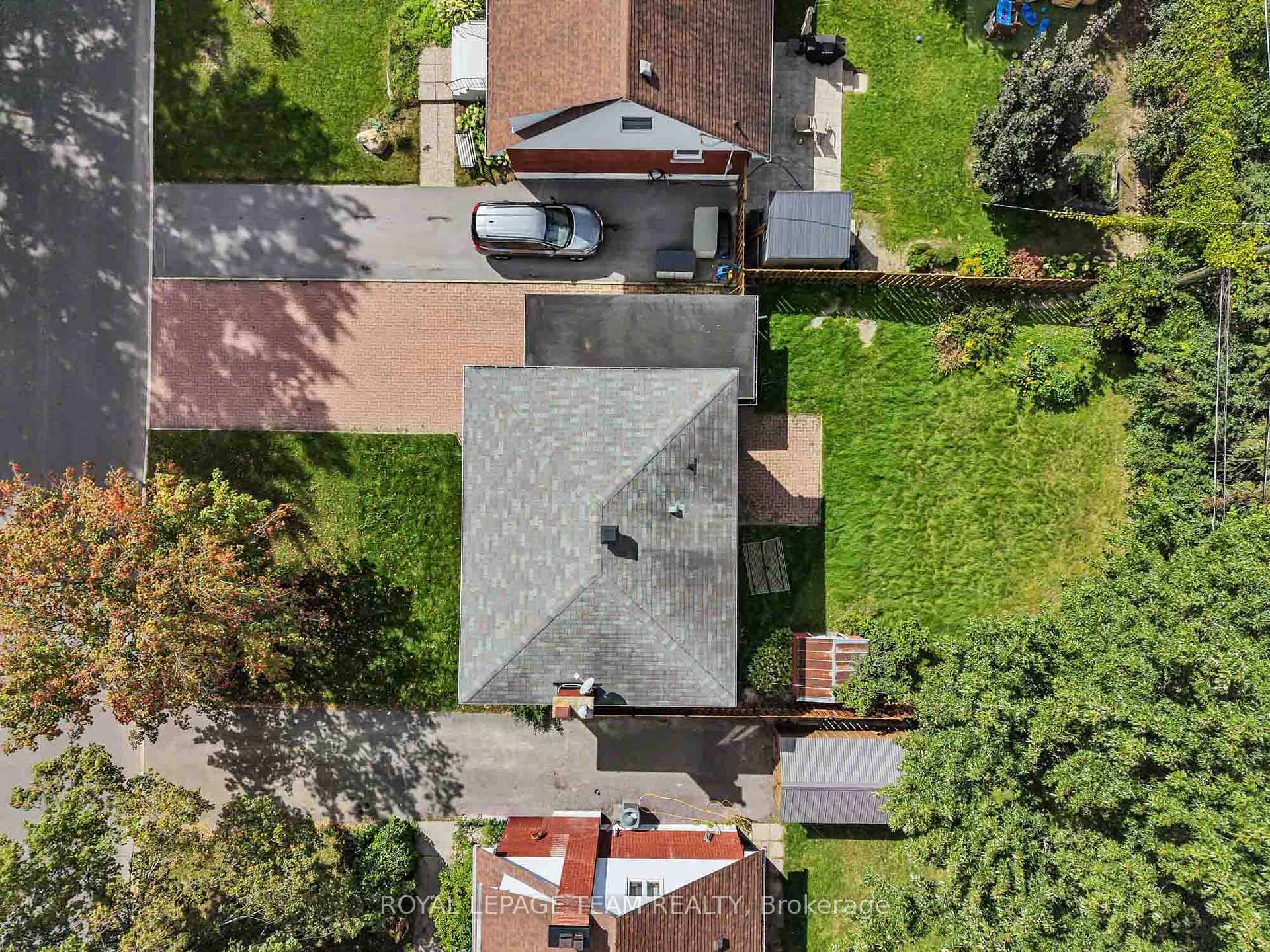 Photo 21 of 2183 Belair Drive, Ottawa, Bel Air Park — HOMEH