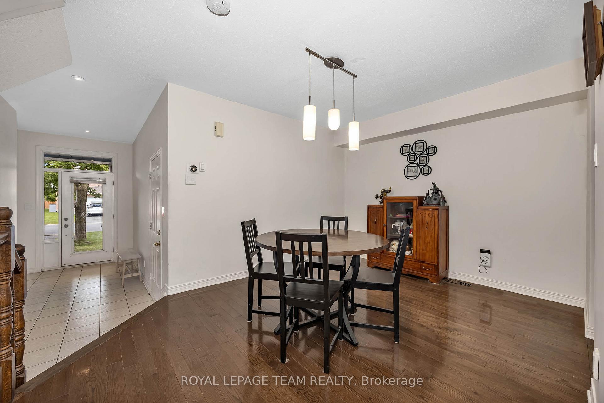 Photo 2 of 96 Redpath Drive, Ottawa, Barrhaven East — HOMEH