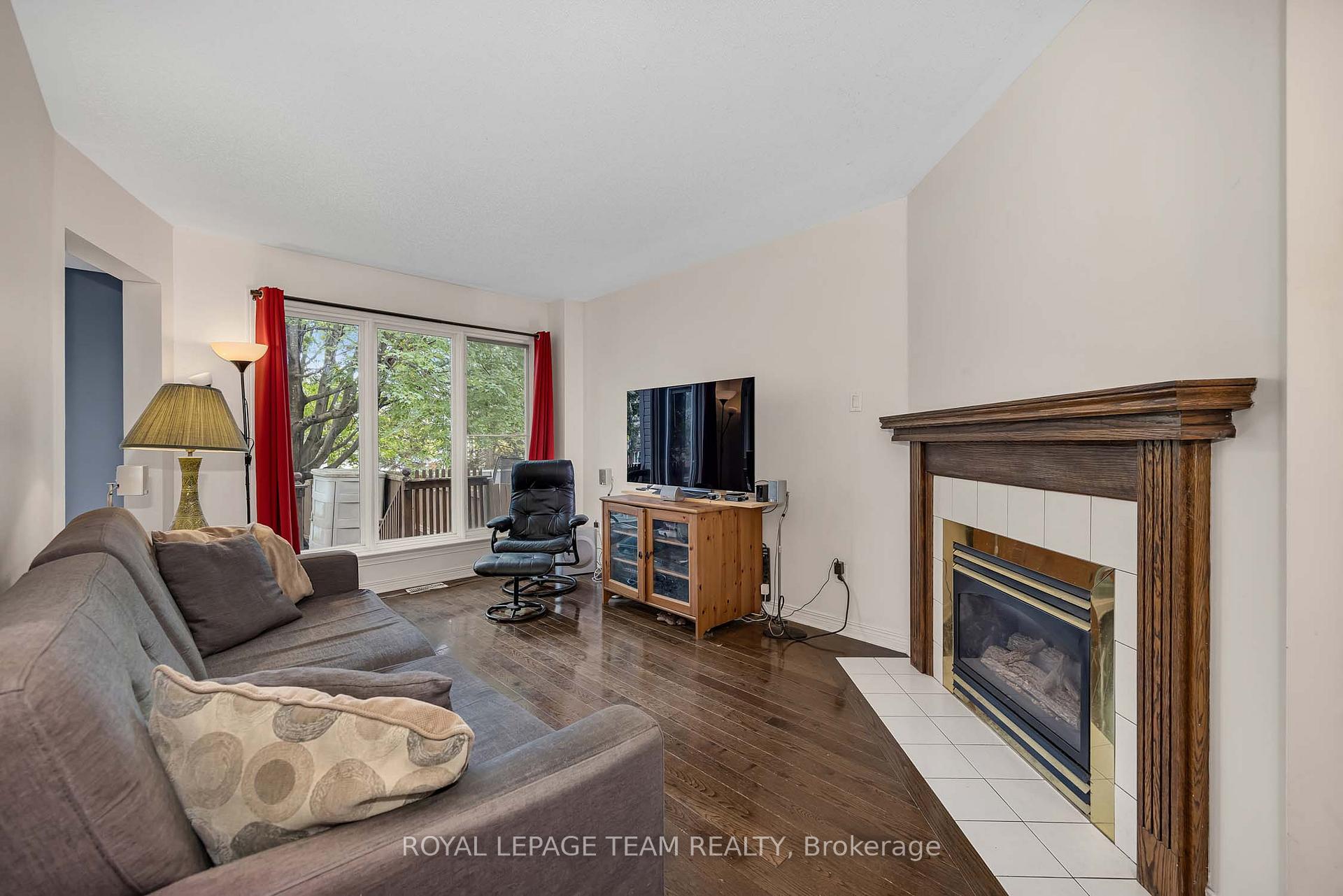 Photo 8 of 96 Redpath Drive, Ottawa, Barrhaven East — HOMEH