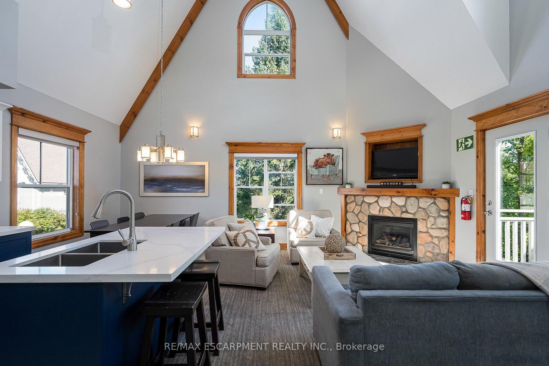 Photo 8 of Unit 207, 184 Snowbridge Way, Blue Mountains — HOMEH