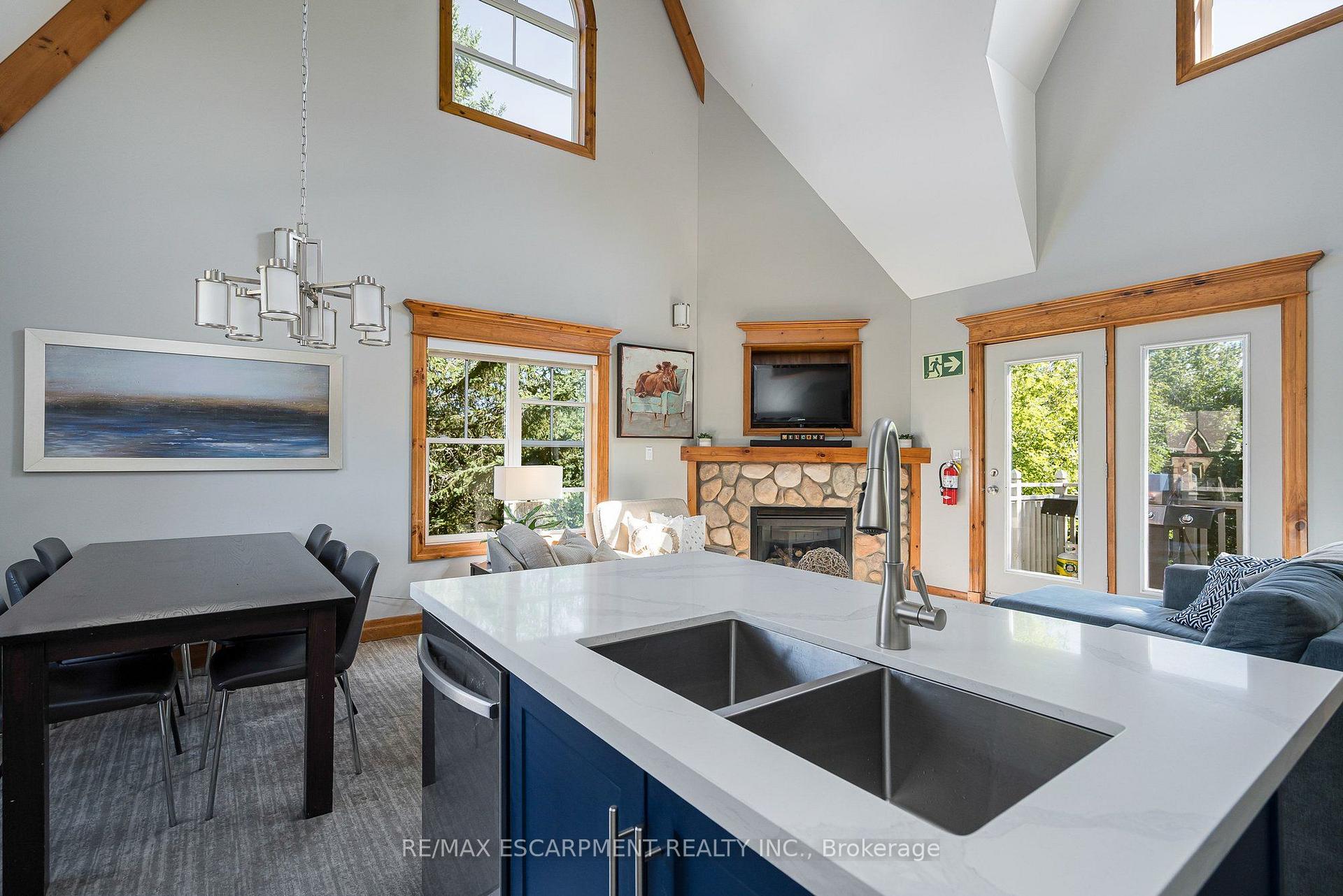 Photo 13 of Unit 207, 184 Snowbridge Way, Blue Mountains — HOMEH