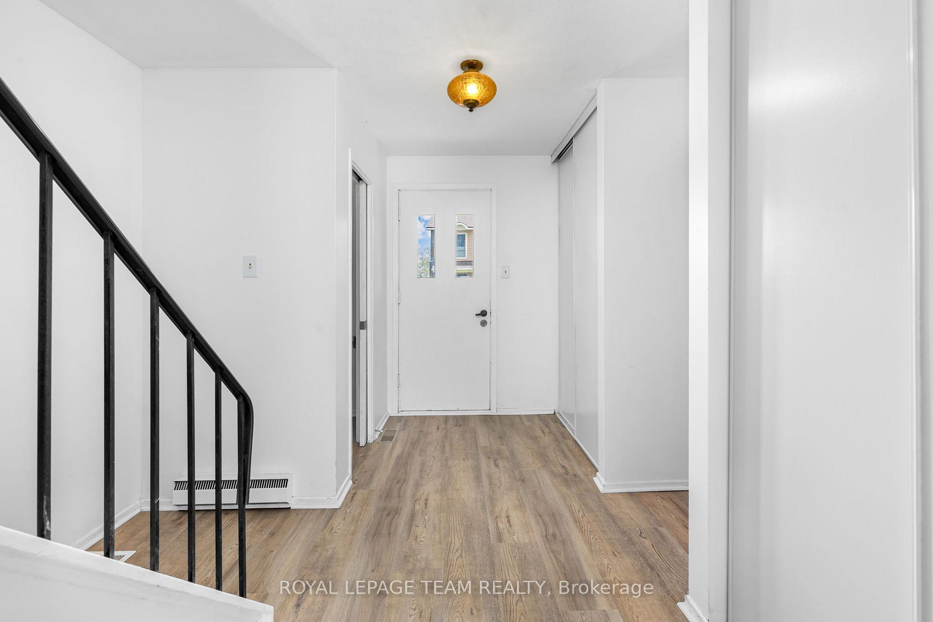 Photo 4 of Unit 66, 4 Arnold Drive, Ottawa, Arbeatha Park — HOMEH