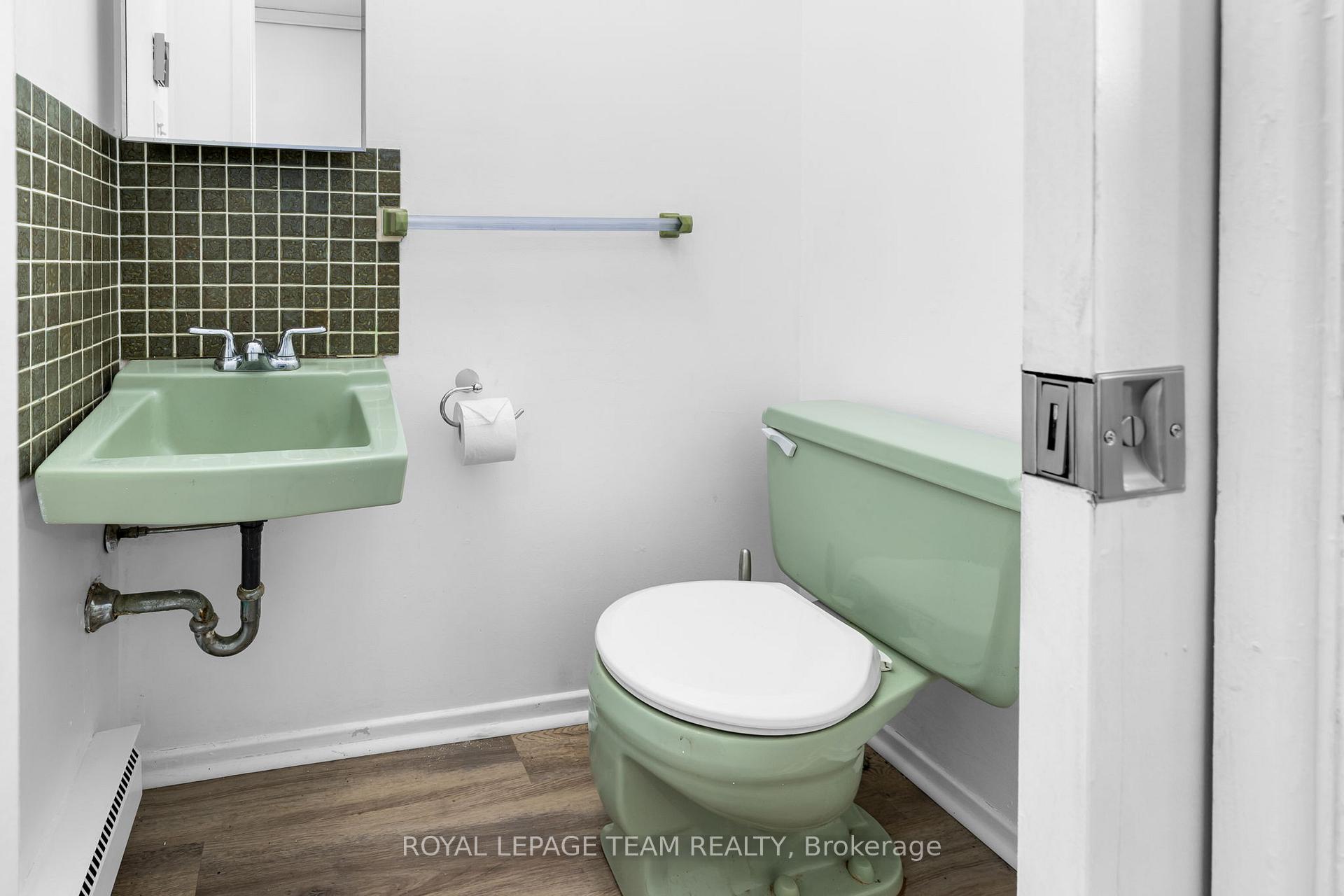 Photo 9 of Unit 66, 4 Arnold Drive, Ottawa, Arbeatha Park — HOMEH