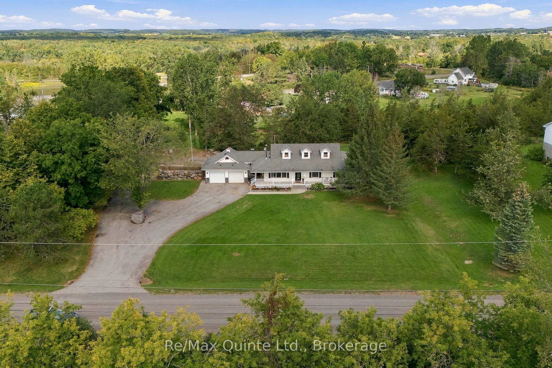 Photo 4 of 45 Sills Road, Belleville, Thurlow Ward — HOMEH