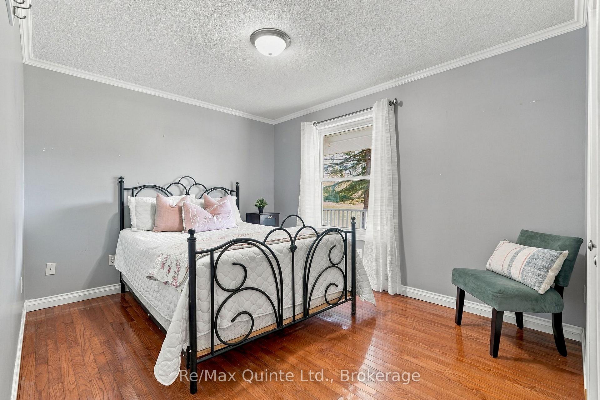Photo 24 of 45 Sills Road, Belleville, Thurlow Ward — HOMEH