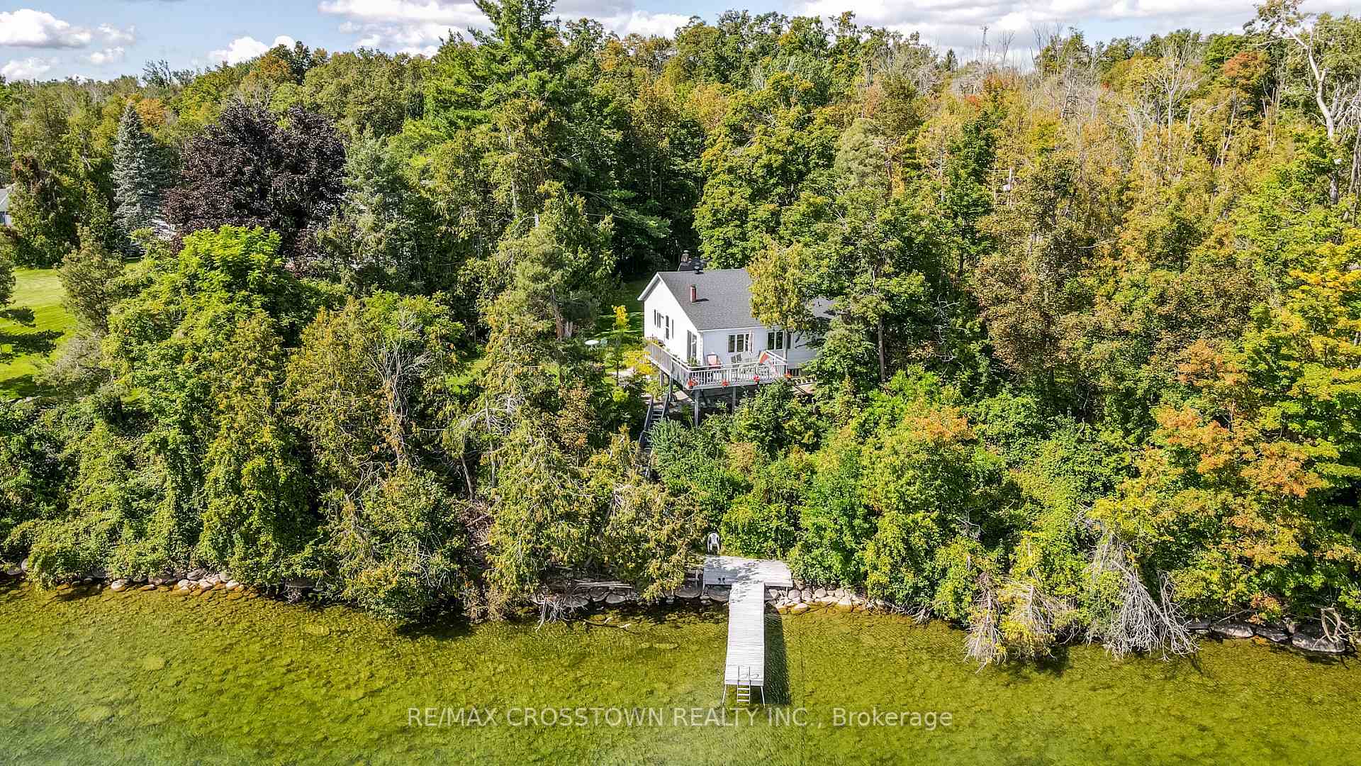 Photo 3 of 2 Pemberton Lane, Oro-Medonte, Rural Oro-Medonte — HOMEH