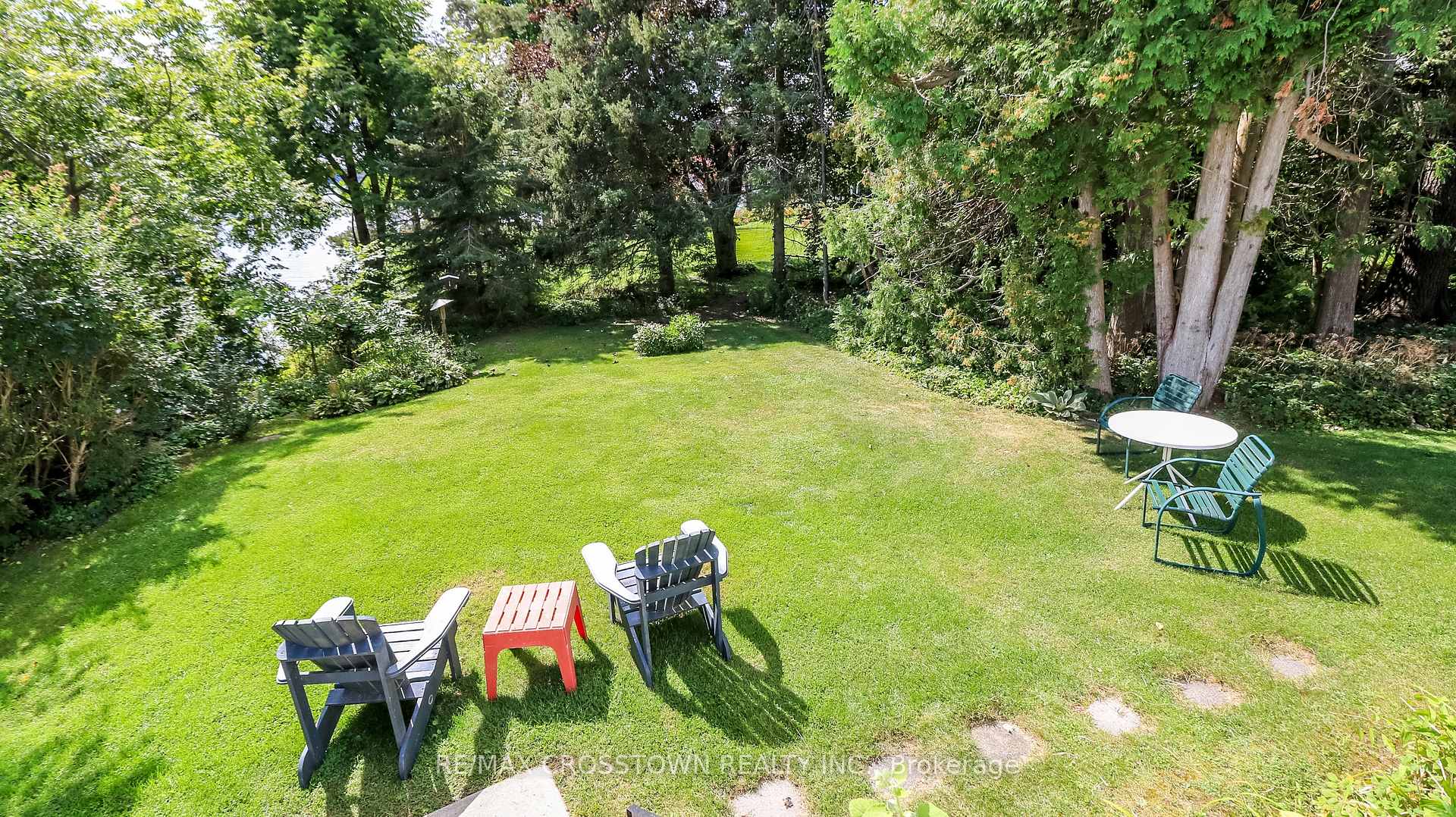 Photo 34 of 2 Pemberton Lane, Oro-Medonte, Rural Oro-Medonte — HOMEH