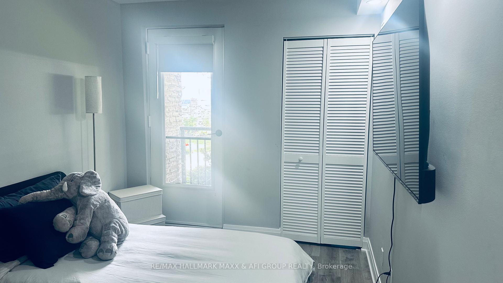 Photo 32 of Unit 201, 15390 Yonge Street, Aurora, Aurora Heights — HOMEH