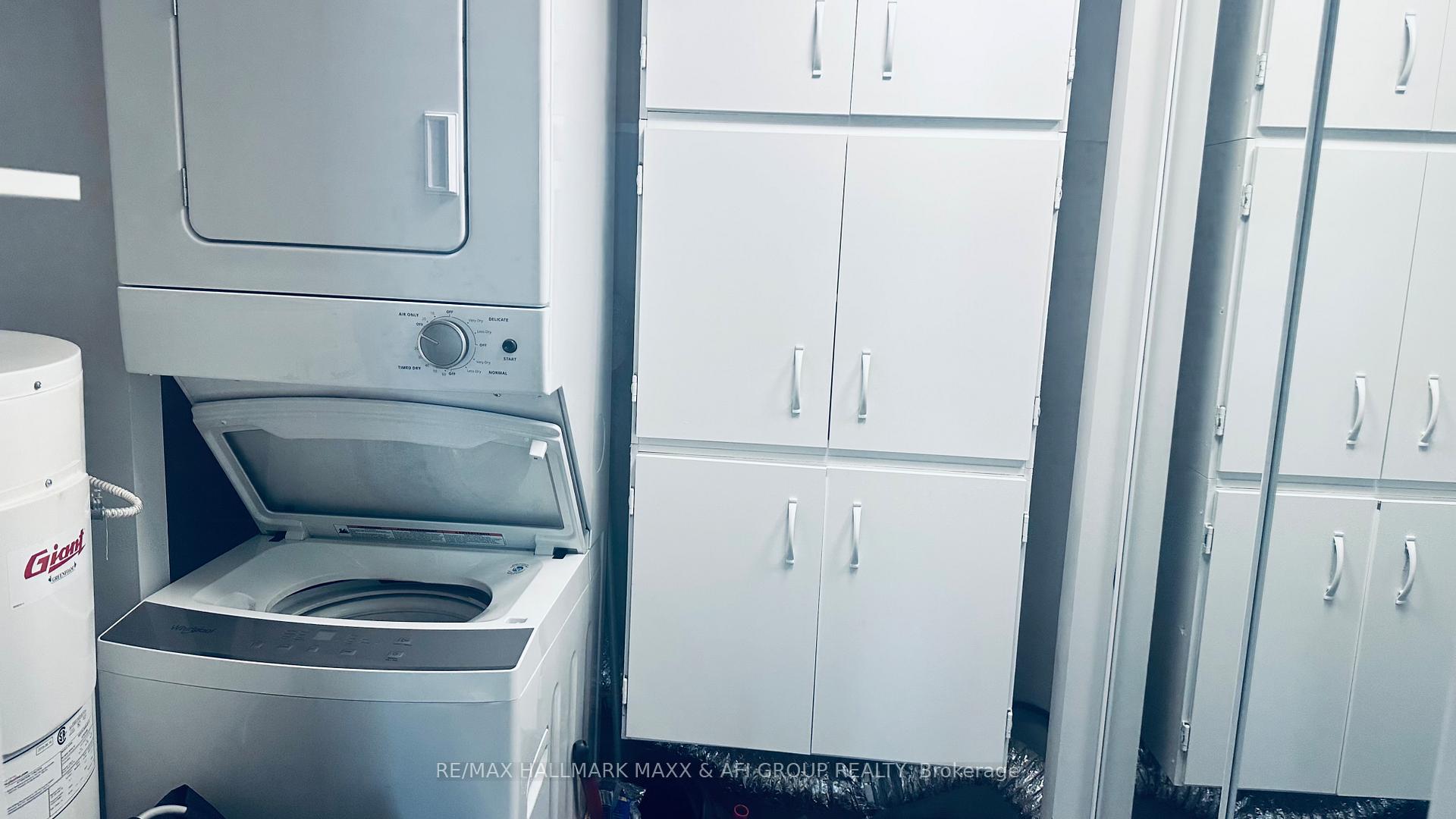 Photo 37 of Unit 201, 15390 Yonge Street, Aurora, Aurora Heights — HOMEH