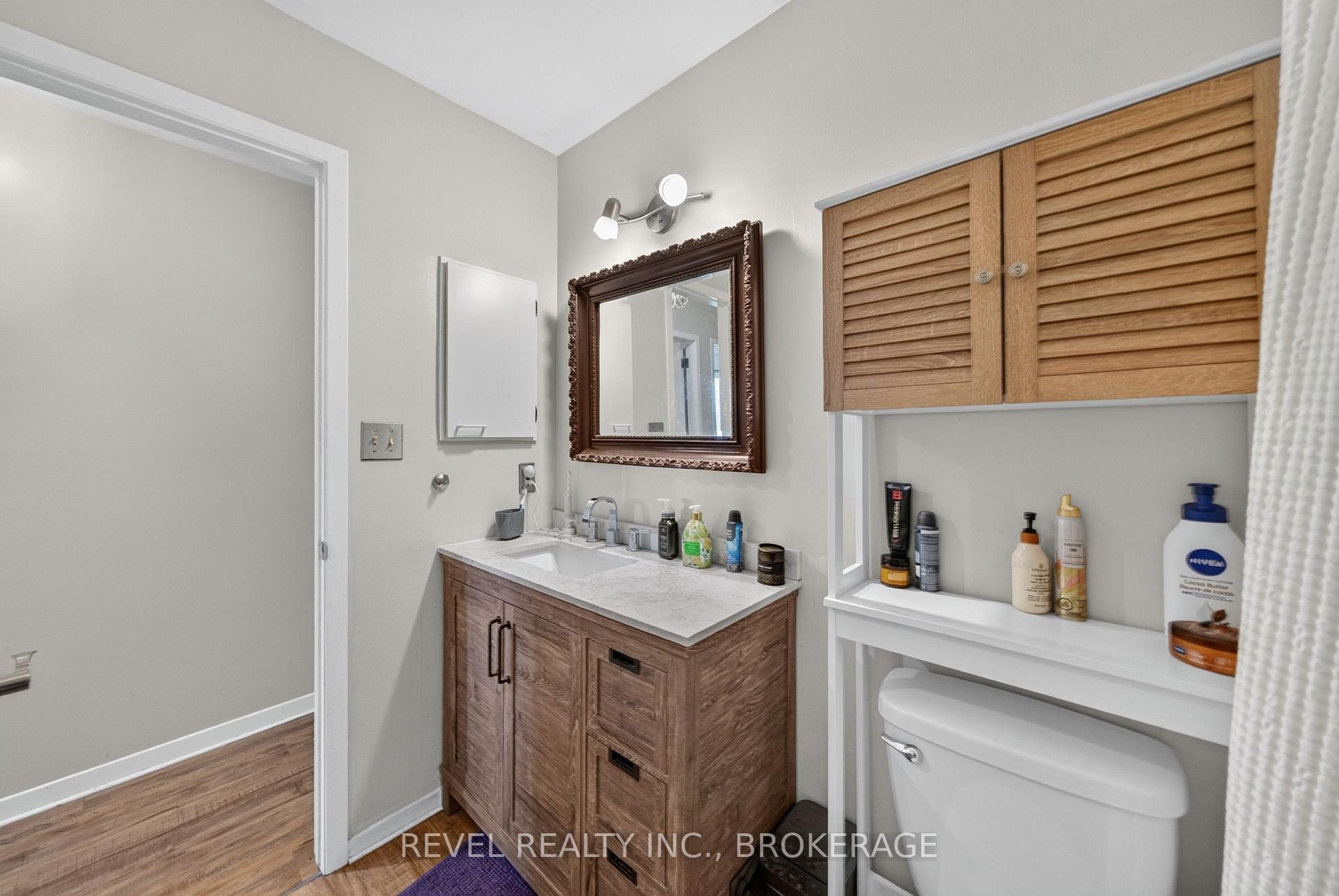 Photo 13 of 986 Killarney Crescent, Kingston, East Gardiners Rd — HOMEH