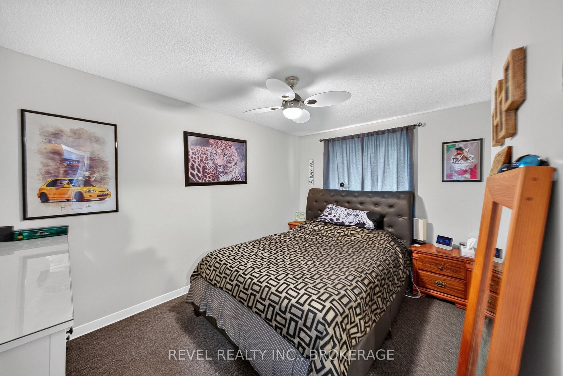 Photo 18 of 986 Killarney Crescent, Kingston, East Gardiners Rd — HOMEH