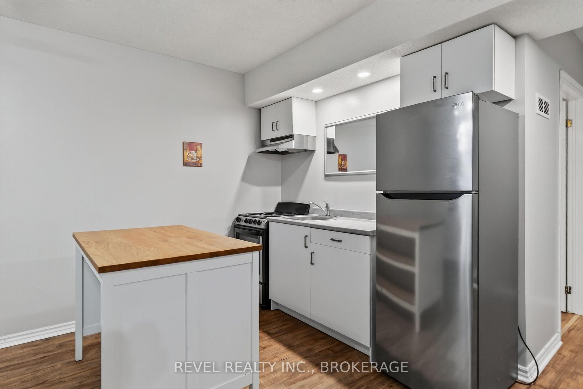Photo 35 of 986 Killarney Crescent, Kingston, East Gardiners Rd — HOMEH
