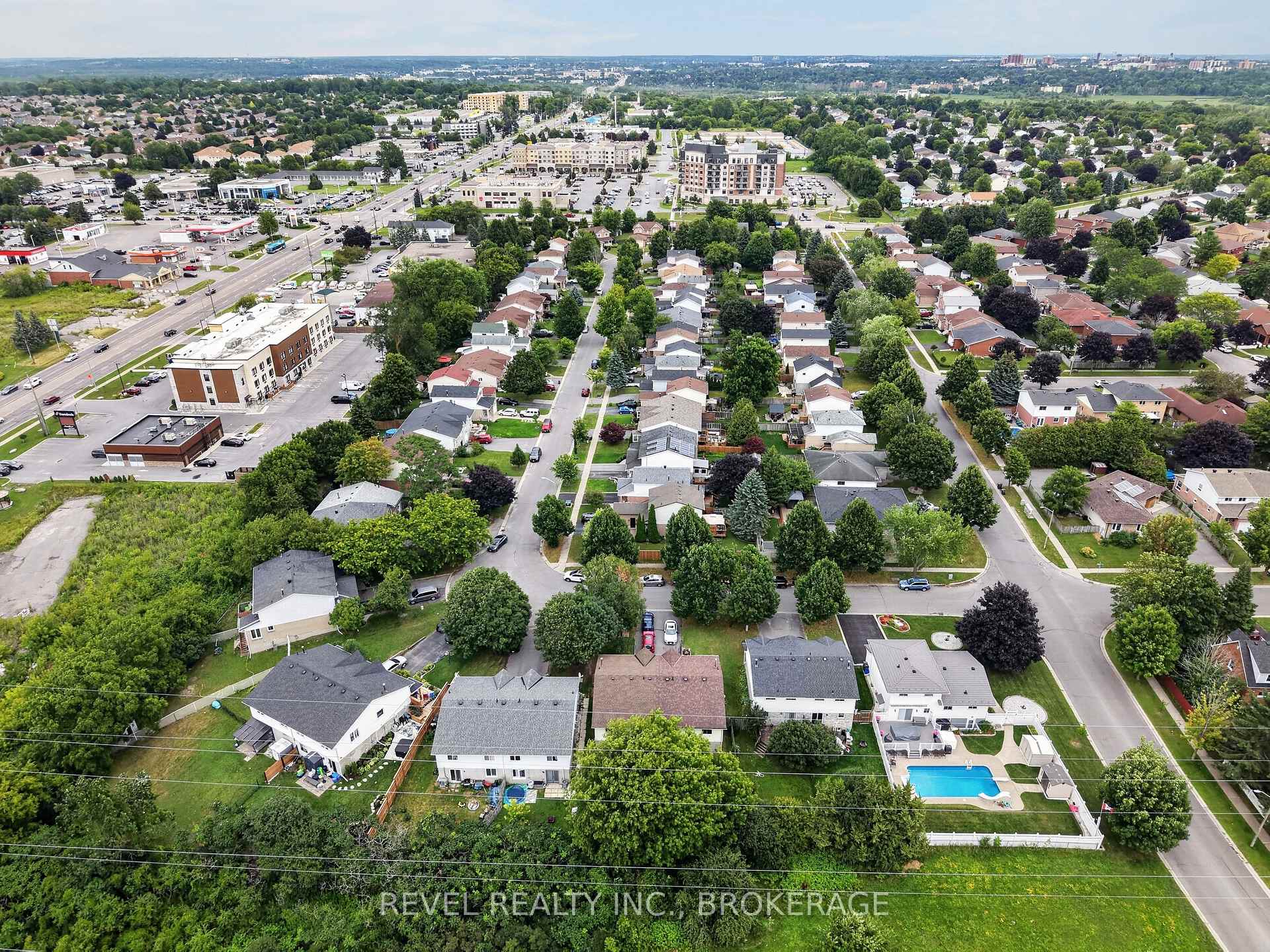 Photo 47 of 986 Killarney Crescent, Kingston, East Gardiners Rd — HOMEH