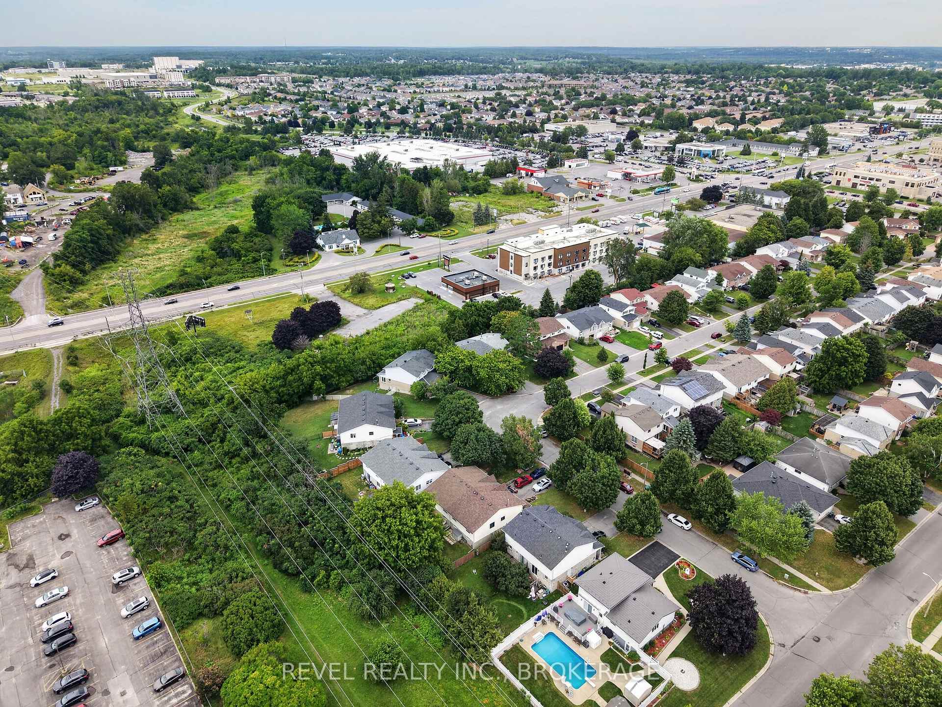 Photo 48 of 986 Killarney Crescent, Kingston, East Gardiners Rd — HOMEH