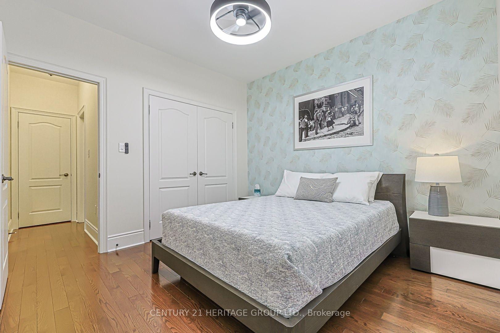 Photo 22 of 10 Weslock Crescent, Aurora, Bayview Northeast — HOMEH