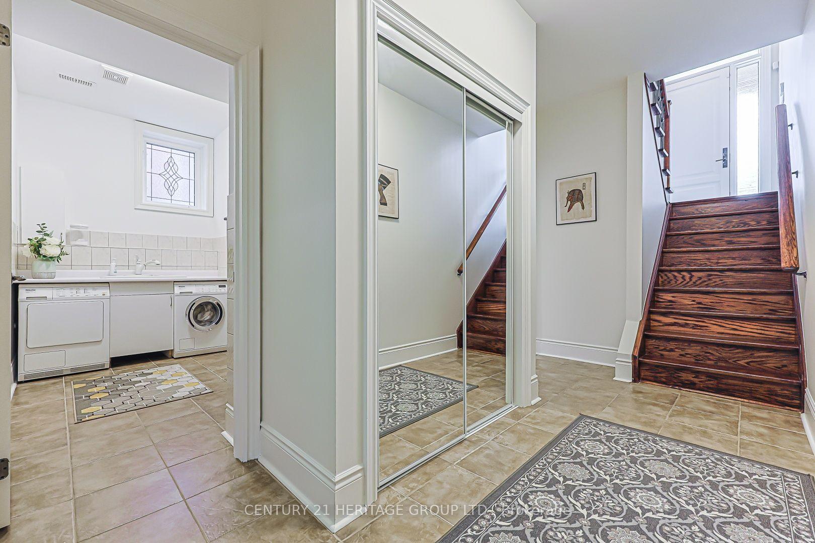 Photo 34 of 10 Weslock Crescent, Aurora, Bayview Northeast — HOMEH