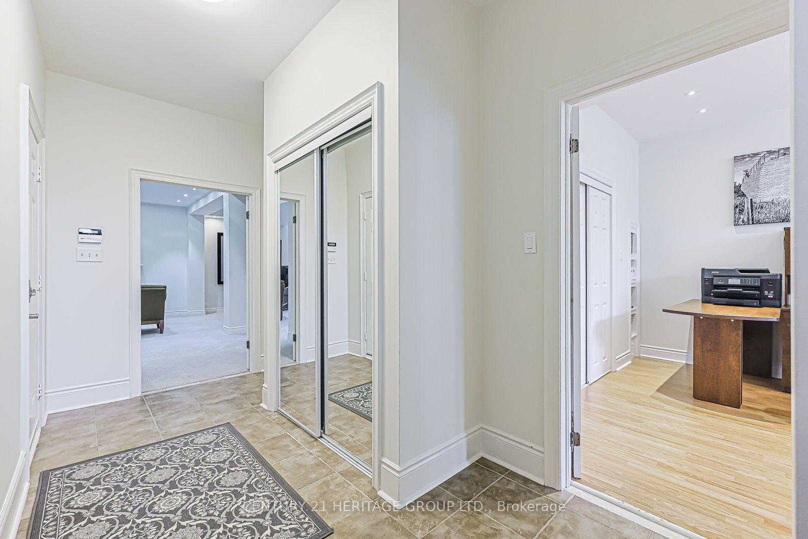 Photo 35 of 10 Weslock Crescent, Aurora, Bayview Northeast — HOMEH