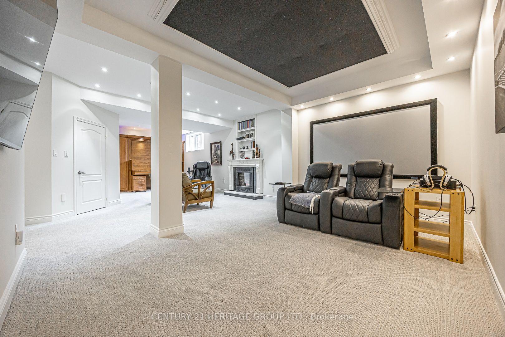 Photo 37 of 10 Weslock Crescent, Aurora, Bayview Northeast — HOMEH