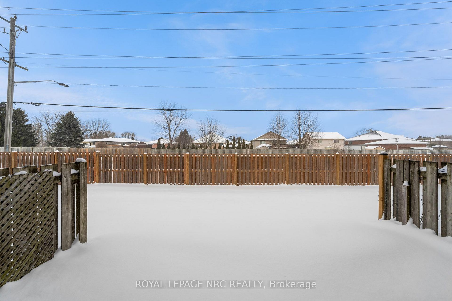 Photo 25 of Unit 20, 110 Silvan Drive, Welland, N. Welland — HOMEH