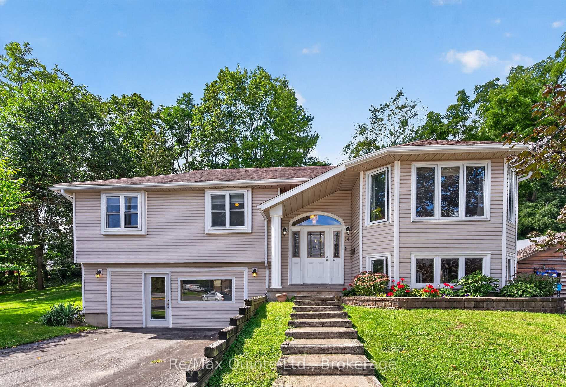 Photo 2 of 14 McCamon Avenue, Tweed, Tweed (Village) — HOMEH