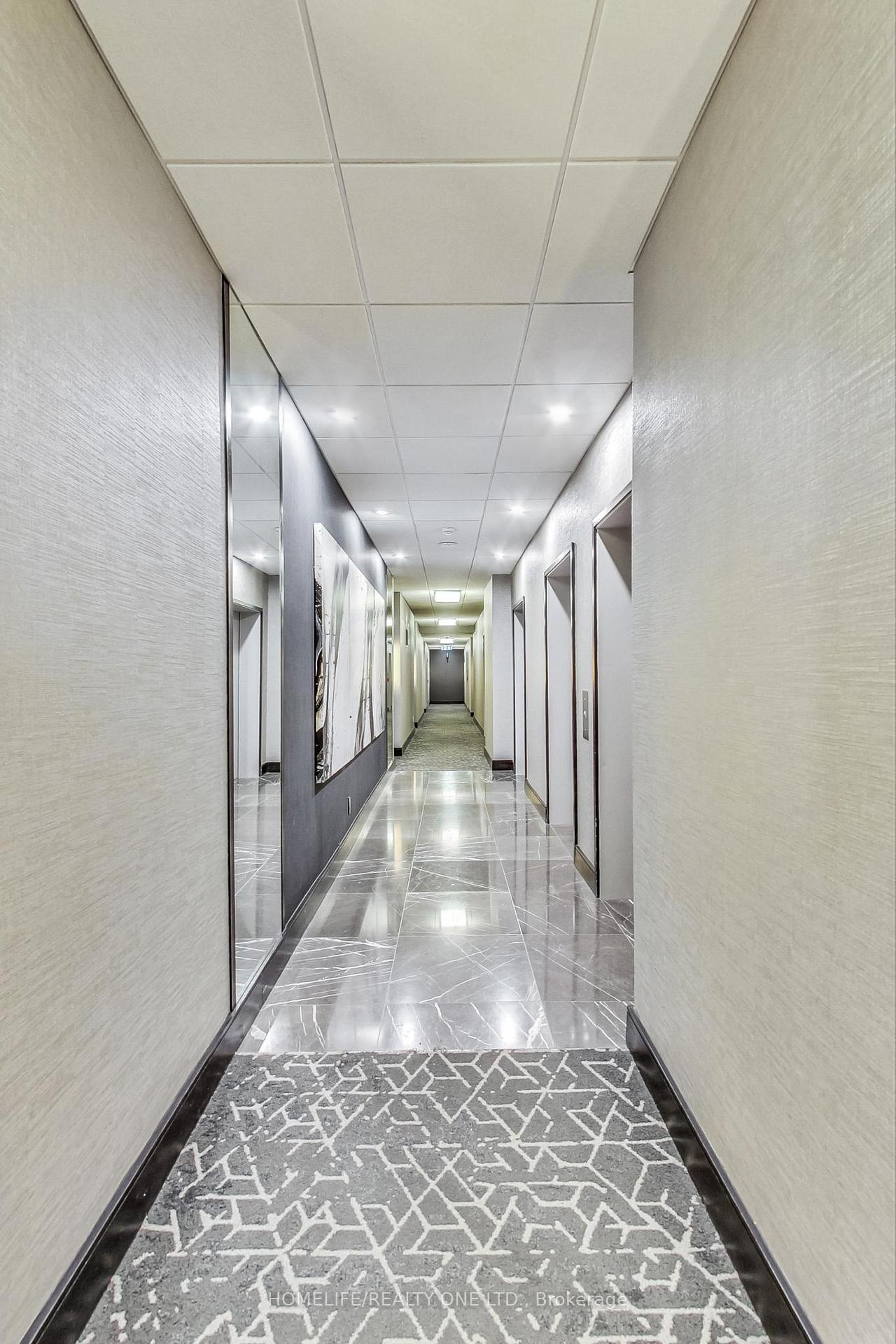 Photo 9 of Unit 3805, 8 Park Road, Toronto, Rosedale-Moore Park — HOMEH