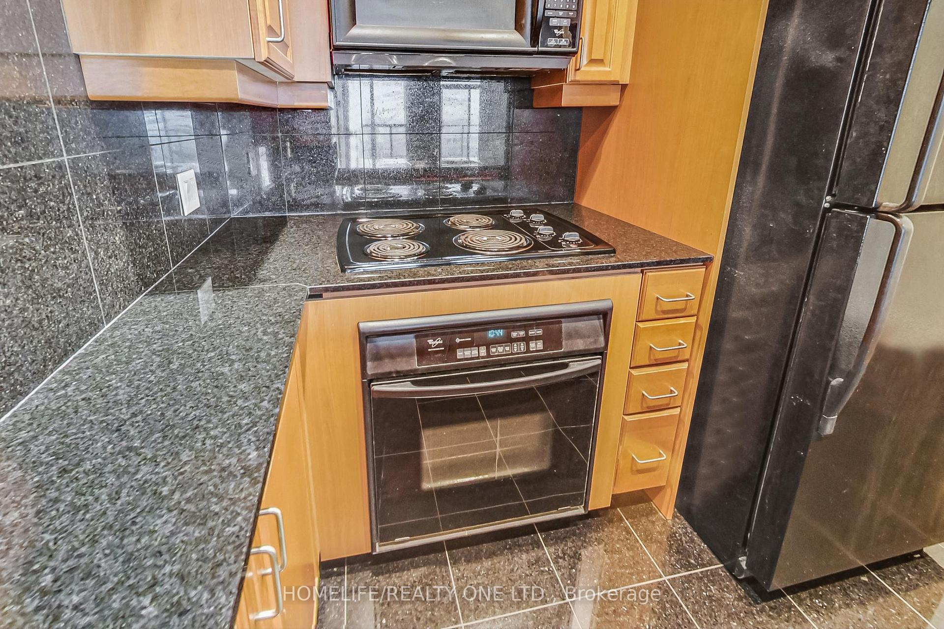 Photo 21 of Unit 3805, 8 Park Road, Toronto, Rosedale-Moore Park — HOMEH