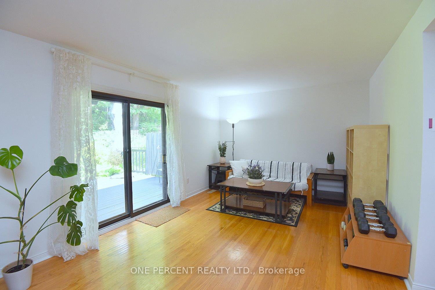 Photo 16 of 49 Park Street E, Hamilton, Dundas — HOMEH