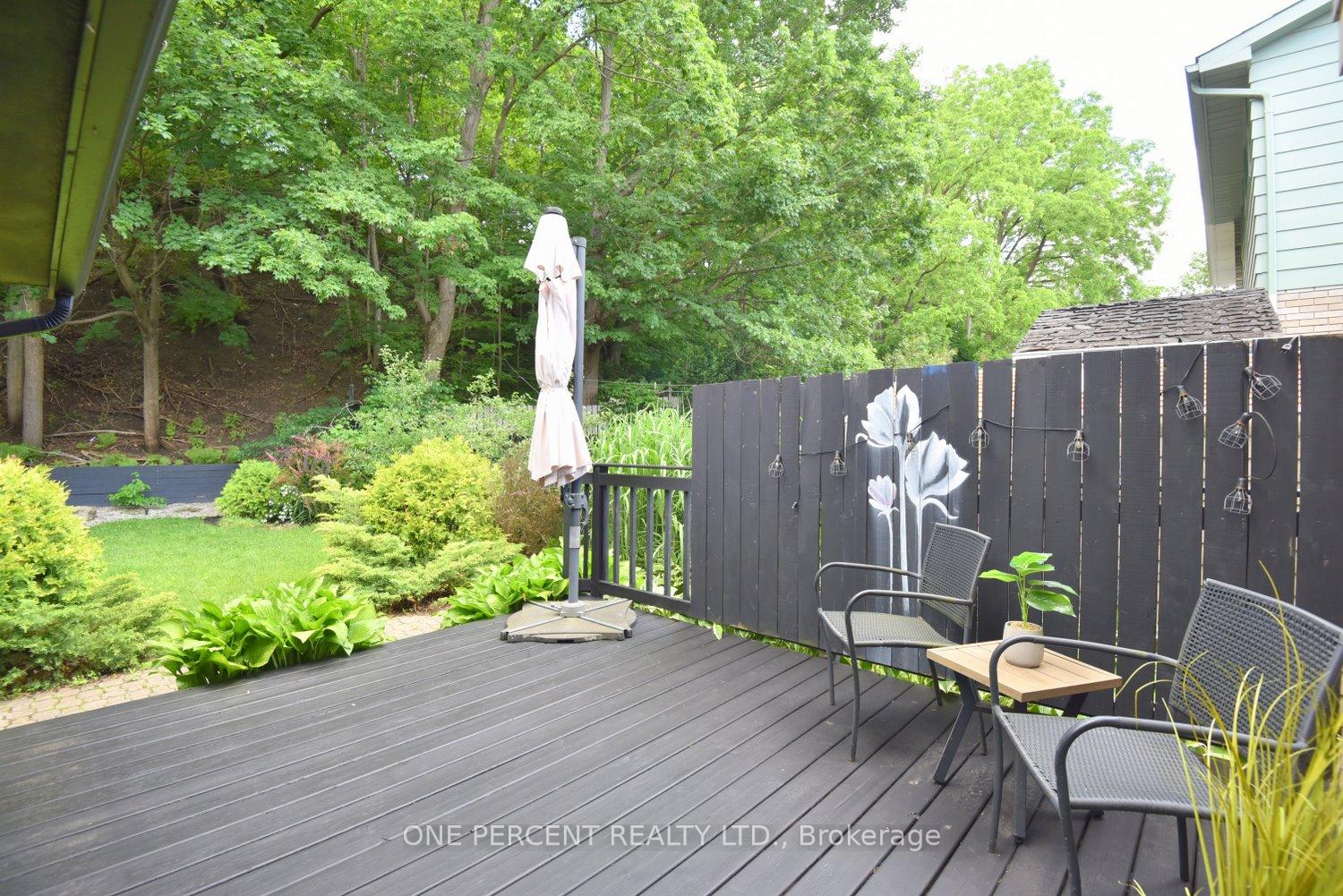 Photo 17 of 49 Park Street E, Hamilton, Dundas — HOMEH