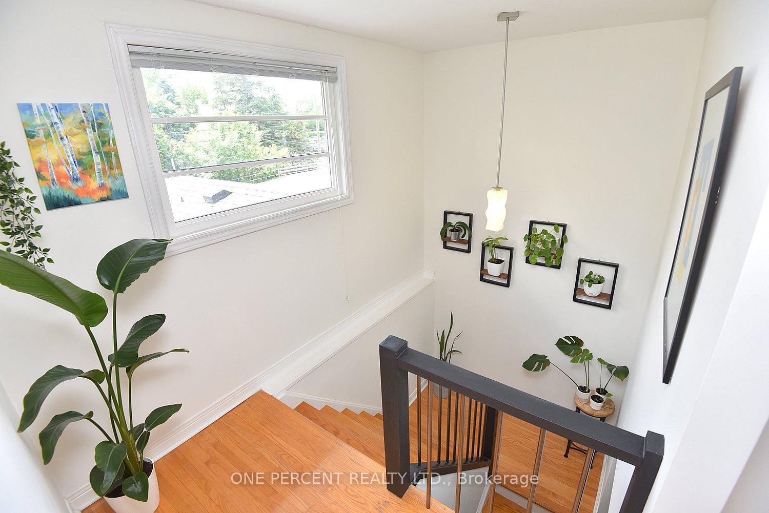 Photo 21 of 49 Park Street E, Hamilton, Dundas — HOMEH