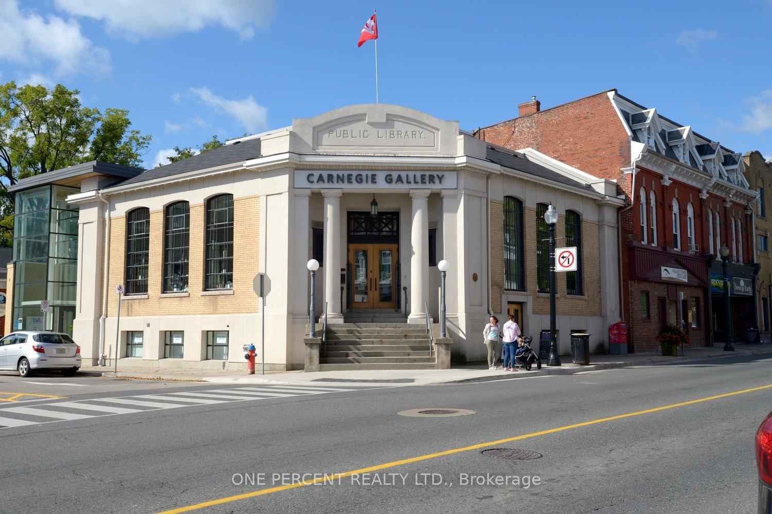 Photo 42 of 49 Park Street E, Hamilton, Dundas — HOMEH