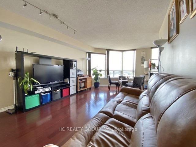 Photo 12 of Unit 710, 9015 Leslie Street, Richmond Hill, Beaver Creek Business Park — HOMEH
