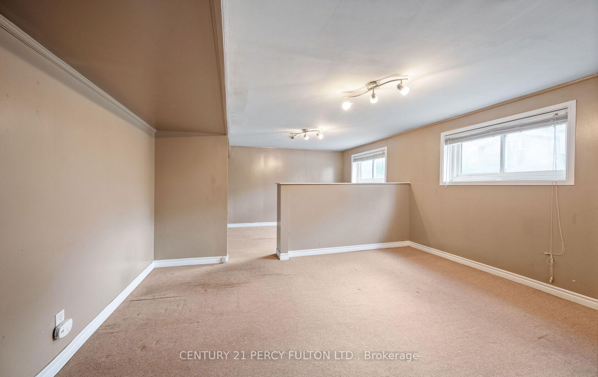 Photo 18 of 27 Willingdon Avenue, Scarborough, Birchcliffe-Cliffside — HOMEH