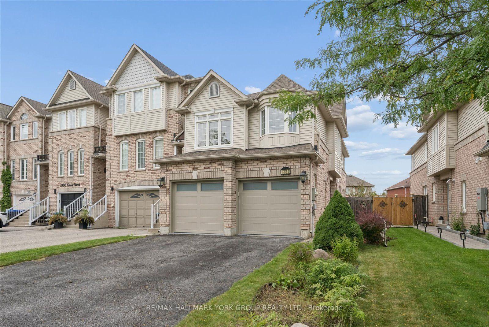 Photo 3 of 1384 Forest Street, Innisfil, Alcona — HOMEH
