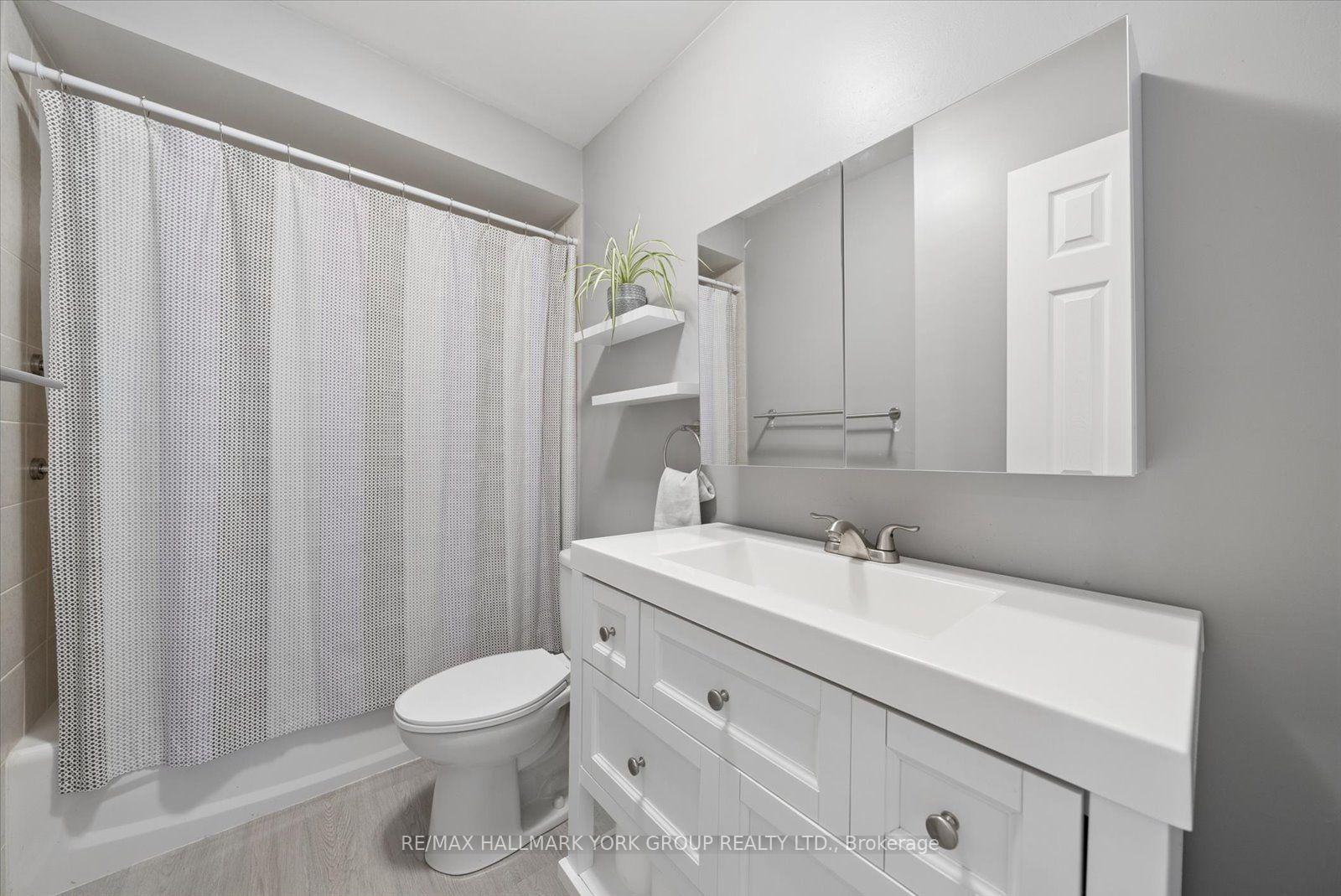 Photo 31 of 1384 Forest Street, Innisfil, Alcona — HOMEH