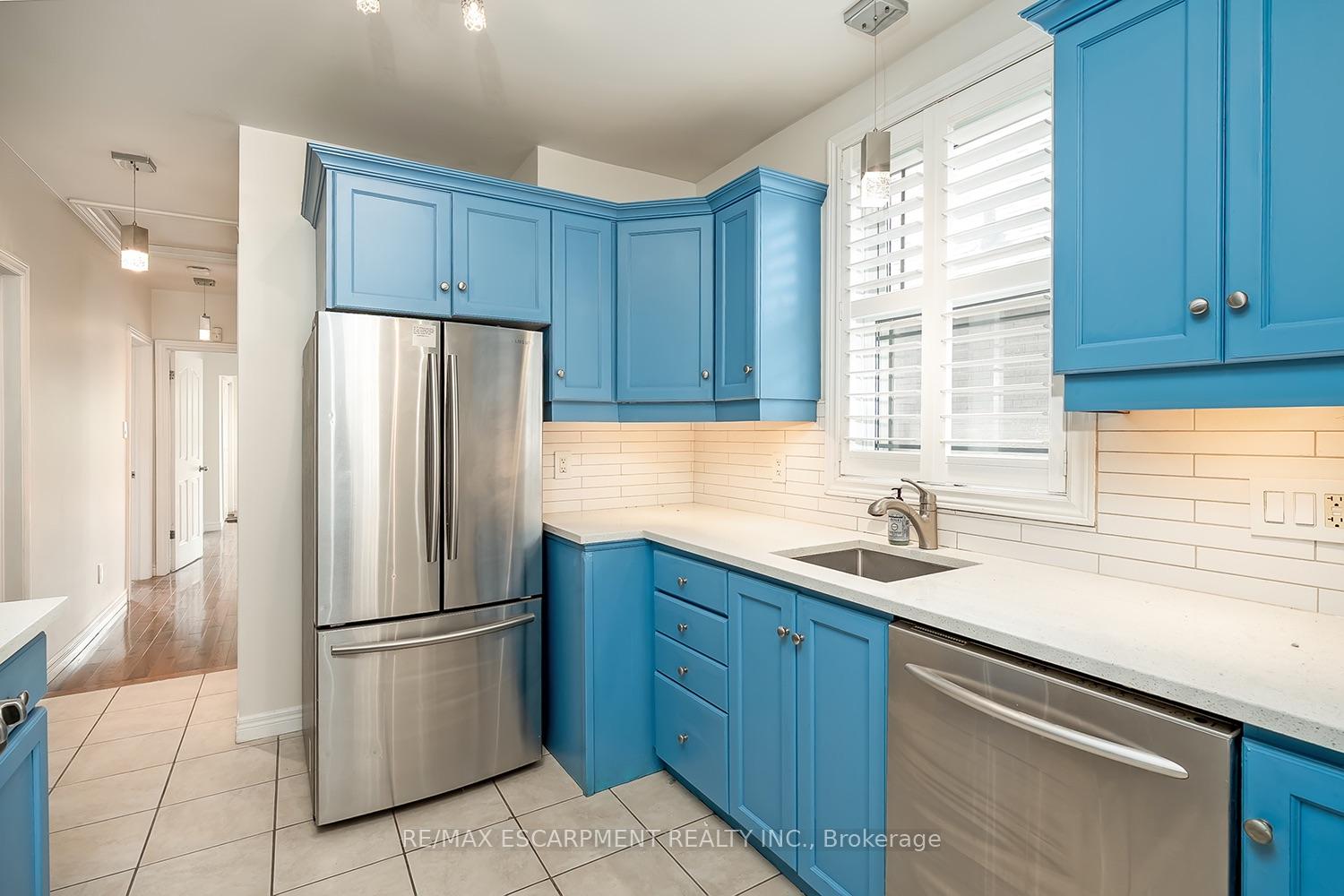Photo 6 of 65 Kenilworth Avenue S, Hamilton, Bartonville — HOMEH
