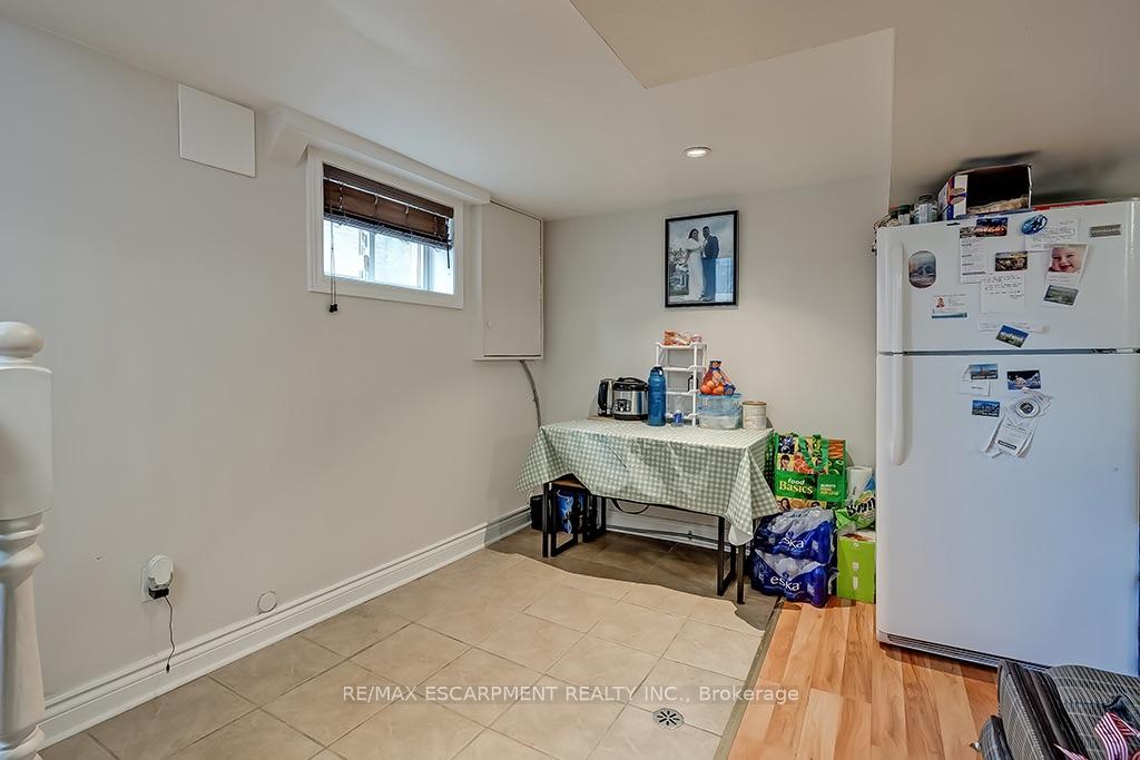 Photo 27 of 65 Kenilworth Avenue S, Hamilton, Bartonville — HOMEH