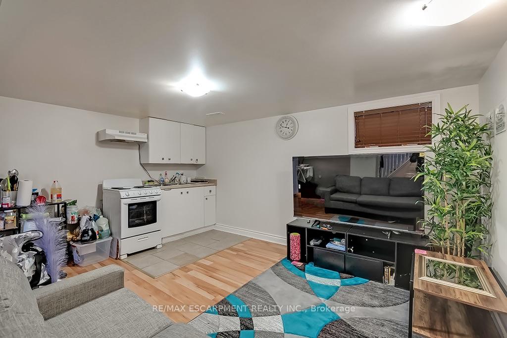 Photo 30 of 65 Kenilworth Avenue S, Hamilton, Bartonville — HOMEH