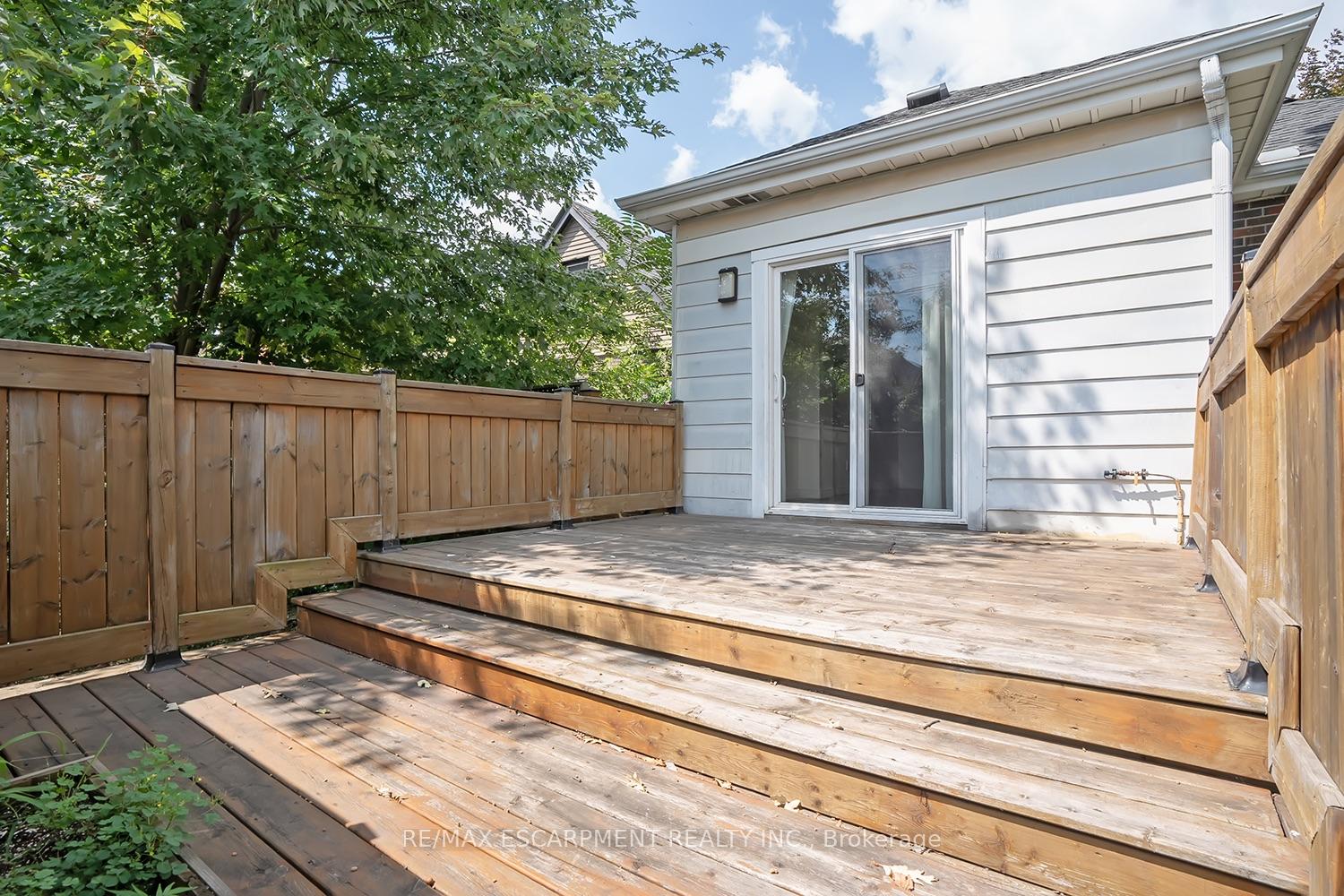 Photo 41 of 65 Kenilworth Avenue S, Hamilton, Bartonville — HOMEH