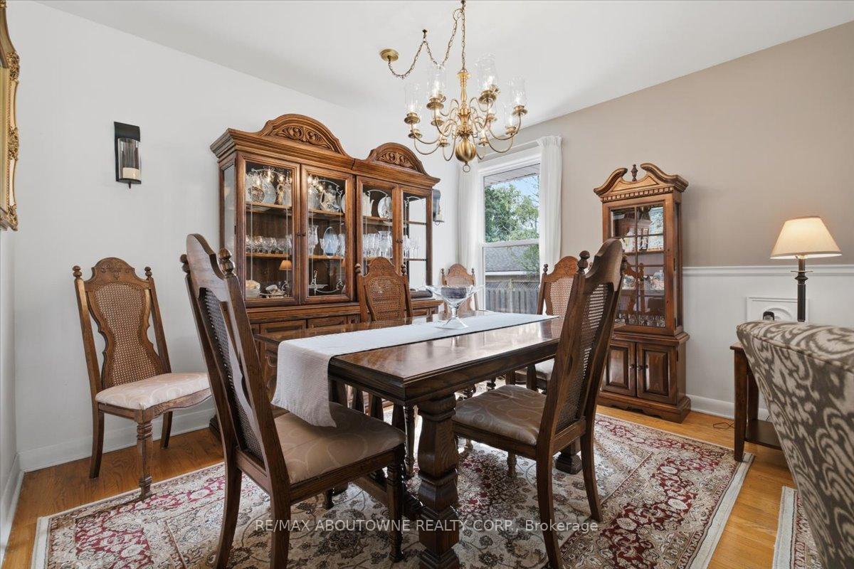 Photo 11 of 343 Duncombe Drive, Burlington, Appleby — HOMEH