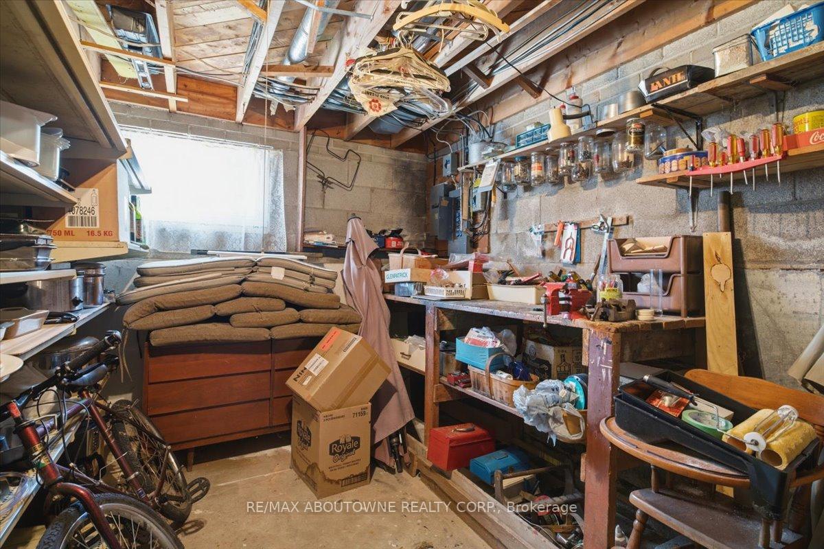 Photo 35 of 343 Duncombe Drive, Burlington, Appleby — HOMEH