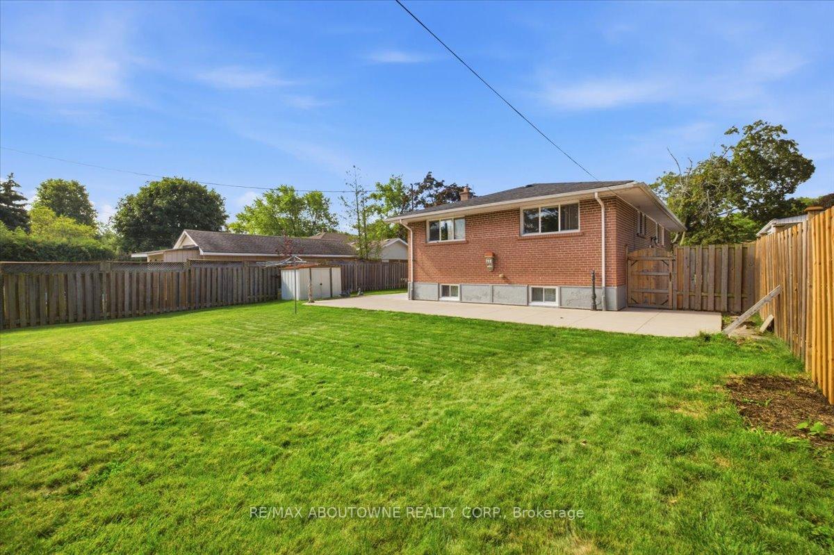 Photo 38 of 343 Duncombe Drive, Burlington, Appleby — HOMEH