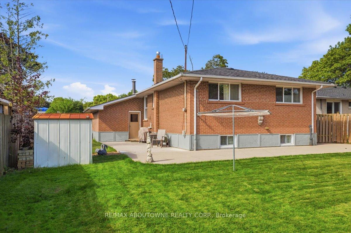 Photo 39 of 343 Duncombe Drive, Burlington, Appleby — HOMEH